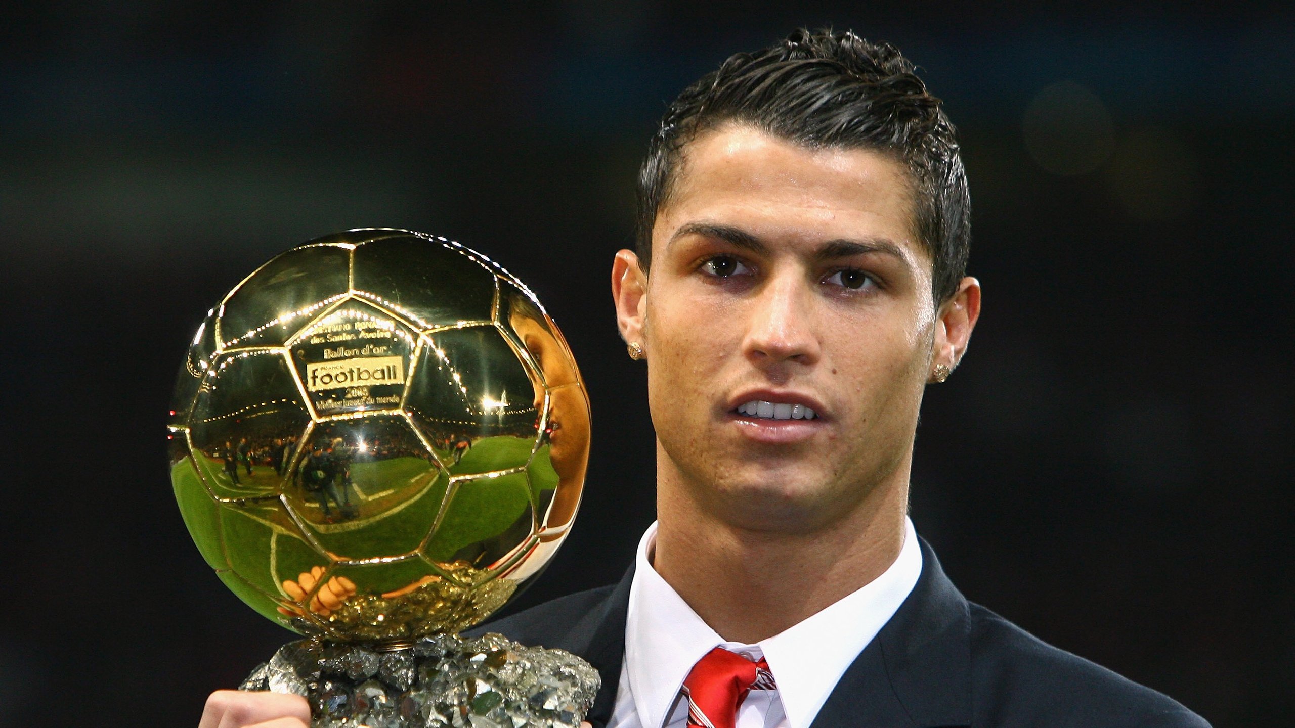 世界杯小组赛第三轮：西班牙2比1绝杀非洲季军 传控体系在逆境中找到答案